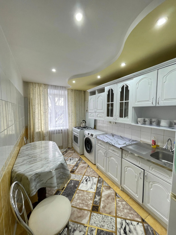 Фотография квартиры Квартира Уютная Трехкомнатная в Ценре Города