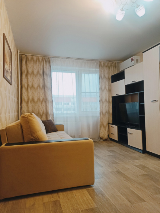 Фотографии квартиры 
            Квартира на 40 Лет Победы 47В