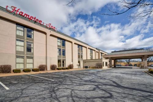 Фотография гостиницы Hampton Inn State College