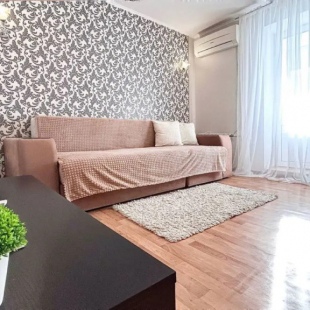 Фотография квартиры Квартира Большая 2-х Комнатная в Районе Дворца Спорта