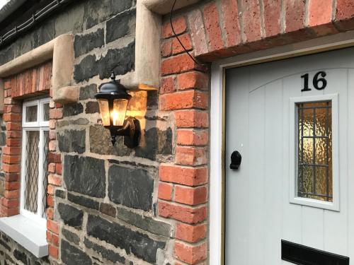 Фотография гостевого дома Arthur Street Guest Cottage No16