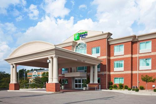 Фотография гостиницы Holiday Inn Express Hotel & Suites Cincinnati Southeast Newport, an IHG Hotel