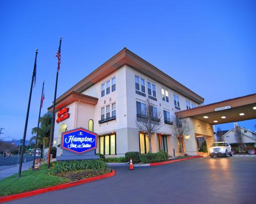 Фотография гостиницы Hampton Inn & Suites Mountain View