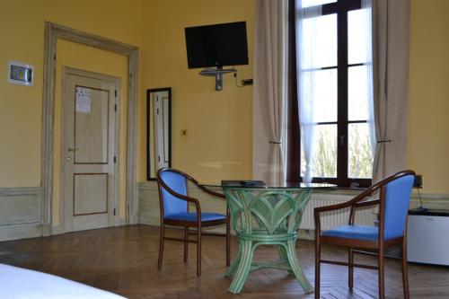 Фотография гостиницы Domaine Du Chateau De La Neuville