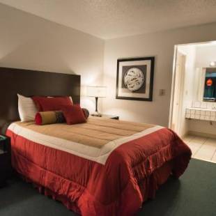 Фотографии мотеля
Cougar Land Motel