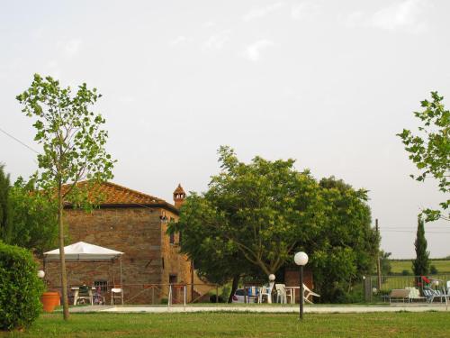 Фотография гостевого дома Holiday home in Monte San Savino 23547