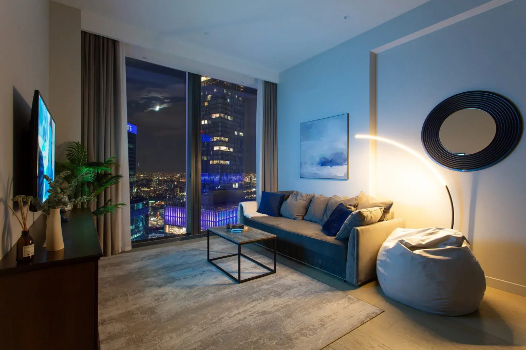 Фотография квартиры Апартаменты Sky City Moscow 62 этаж! Вид на Башни, Лужники, Парк победы и город! Очень уютный!