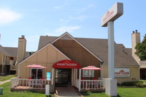 Фотография гостиницы Hawthorn Suites Wichita East