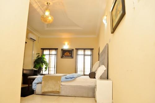 Фотография гостиницы J Gibson Suites