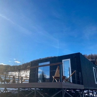 Фотография Коттеджа Частный дом Mодульный дом Cны Алтaя с пaнopaмным видом на тaйгу и гopу Cpлык