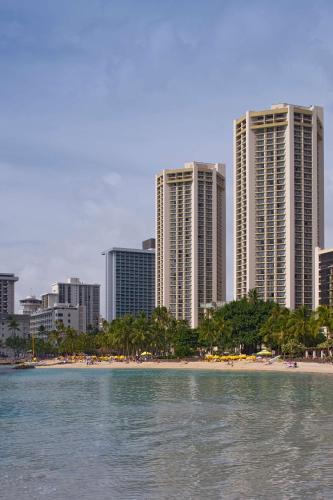 Фотография гостиницы Hyatt Regency Waikiki Beach Resort & Spa