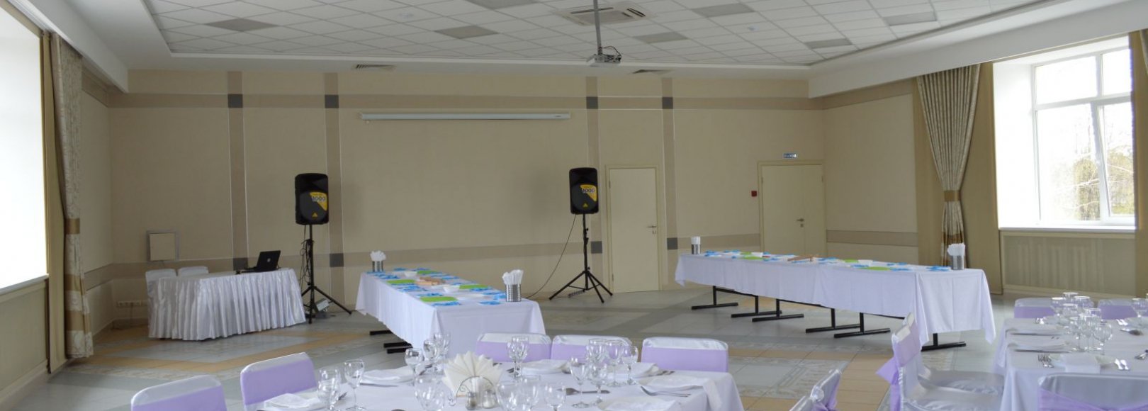 Фотография конференц-зала Хрустальная