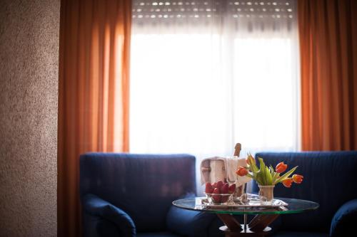 Фотография гостиницы Hotel Unzaga Plaza