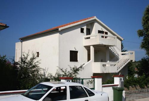 Фотография гостевого дома Apartments with a parking space Jezera, Murter - 5135