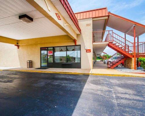 Фотография гостиницы Econo Lodge Dyersburg