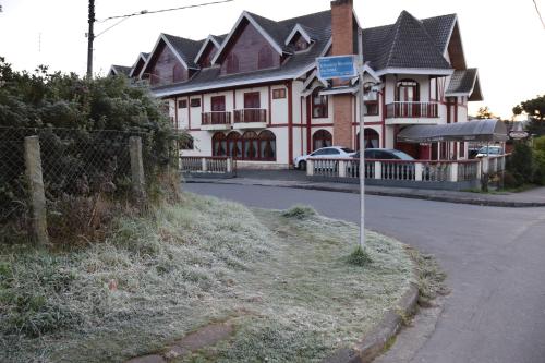 Фотография гостиницы Pousada Campos do Jordão