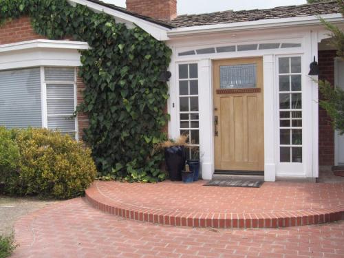 Фотография мини отеля Mon Ami Bed and Breakfast