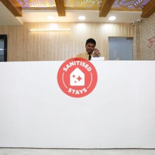 Фотография гостиницы Capital O 22697 Richa Grand Inn