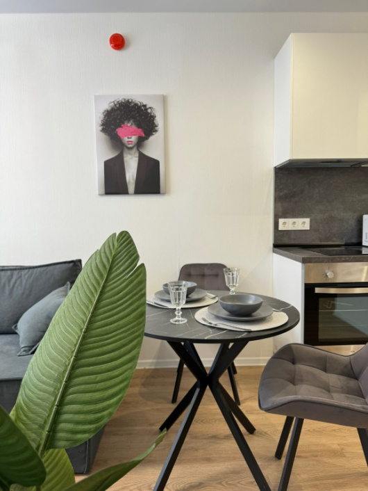 Фотографии квартиры 
            Уютная и Стильная Квартира с Панорамным Видом