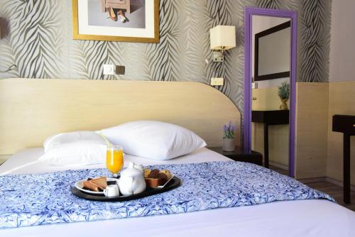 Фотография гостиницы Eva Hotel Piraeus