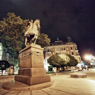 Фотография памятника Памятник Д. Галицкому