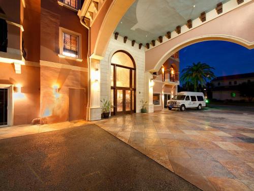 Фотография гостиницы Tahitian Inn Boutique Hotel Tampa