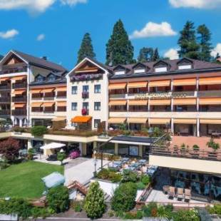 Фотографии гостиницы 
            Dominik Alpine City Wellness Hotel - Adults only