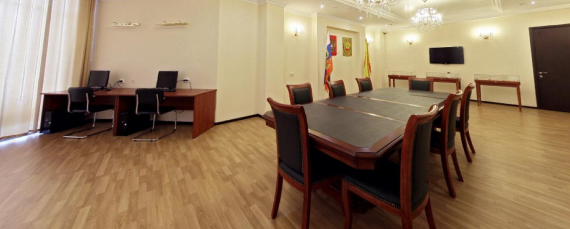Фотографии конференц-зала Зал государственных символов Национальной библиотеки Чувашской Республики