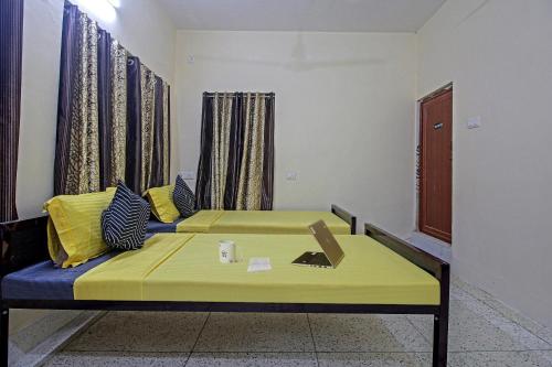 Фотография гостиницы OYO Flagship 76949 Hotel Happinex