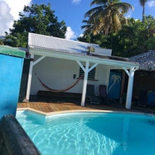 Фотография гостевого дома Lagon Sainte-Anne : au calme et à 2 pas des plages