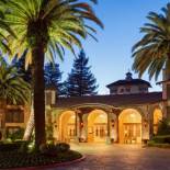 Фотография гостиницы Embassy Suites Napa Valley