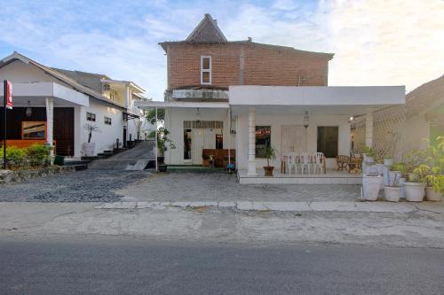 Фотография гостиницы OYO 1533 The Paris Ocean