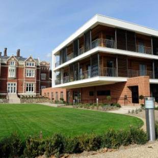 Фотографии гостиницы
Wivenhoe House Hotel