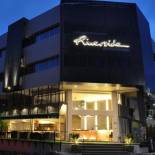 Фотография гостиницы Riverside Boutique Hotel