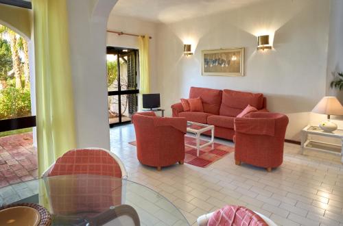 Фотография гостевого дома T3 Holiday Cottage near the beach | C225