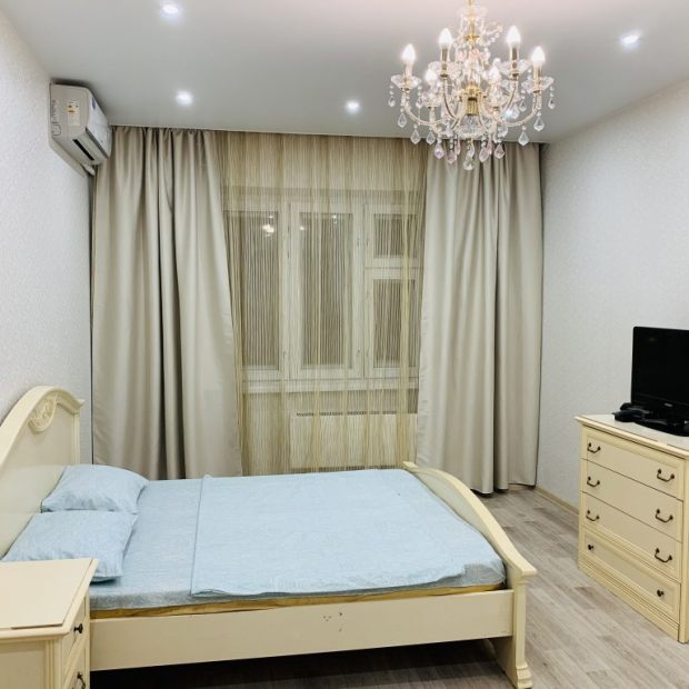 Фотографии квартиры 
            Квартира 2-х комнатная у Площади Победы