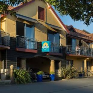 Фотографии мотеля
Harbourside Lodge