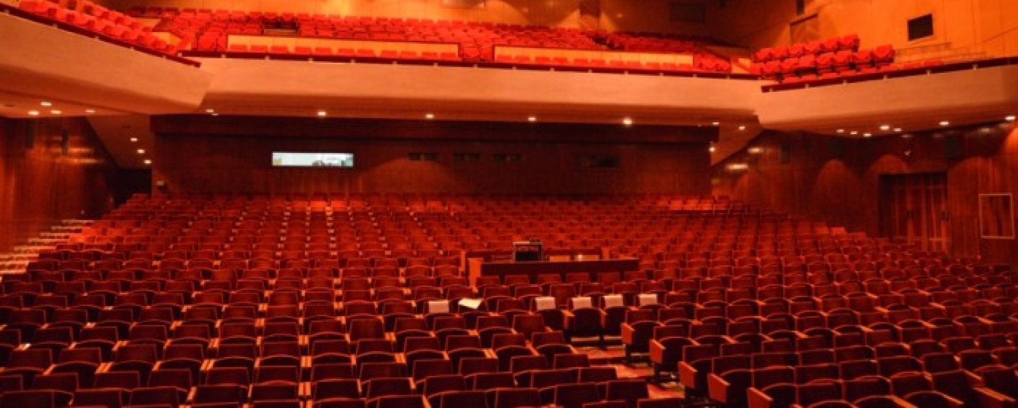 Фотографии концертного зала Театральный зал ДК Корабел