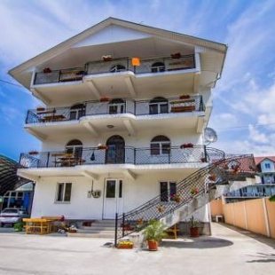 Фотография гостевого дома Эверест