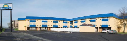 Фотография гостиницы Days Inn by Wyndham Fort Wright Cincinnati Area