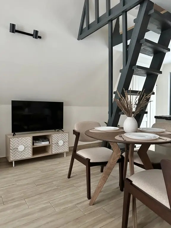 Фотография Коттеджа Частный Дом Афрейм с видом на лес №3