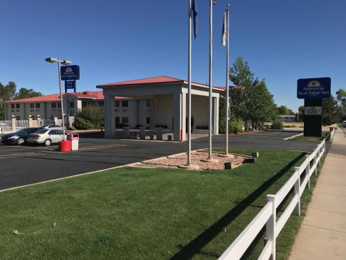 Фотография гостиницы Americas Best Value Inn Cedar City