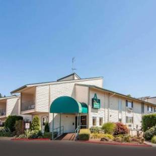 Фотографии гостиницы 
            Quality Inn & Suites Vancouver