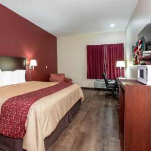 Фотографии мини отеля
Red Roof Inn & Suites Jackson – Brandon