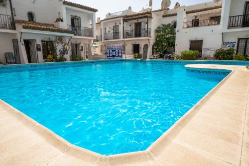 Фотография гостевого дома NUEVA NERJA 71 MENYBER