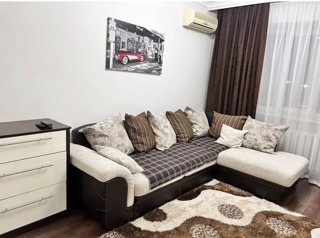 Фотография квартиры Квартира Трехкомнатная квартира в отличном районе