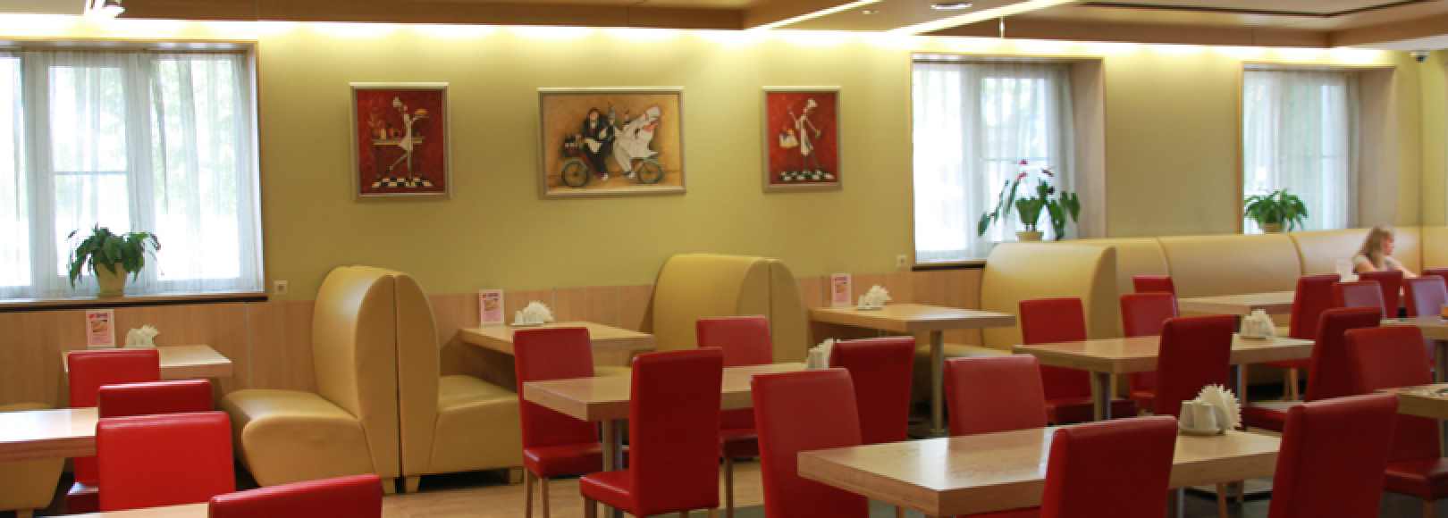 Фотография банкетного зала Кристалл