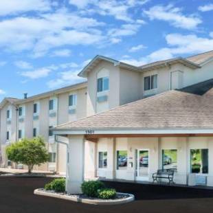 Фотографии гостиницы
Baymont by Wyndham Rolla