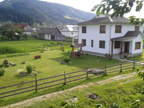 Фотографии мини отеля
Алинка