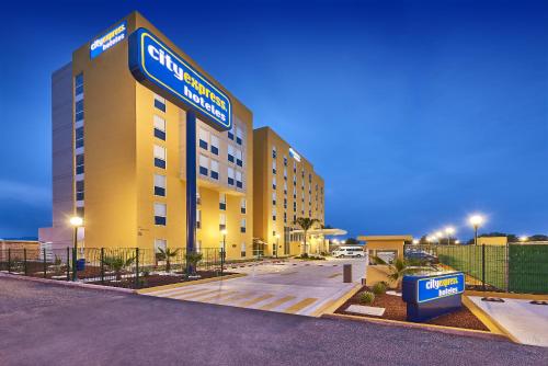 Фотография гостиницы City Express Monterrey Lindavista